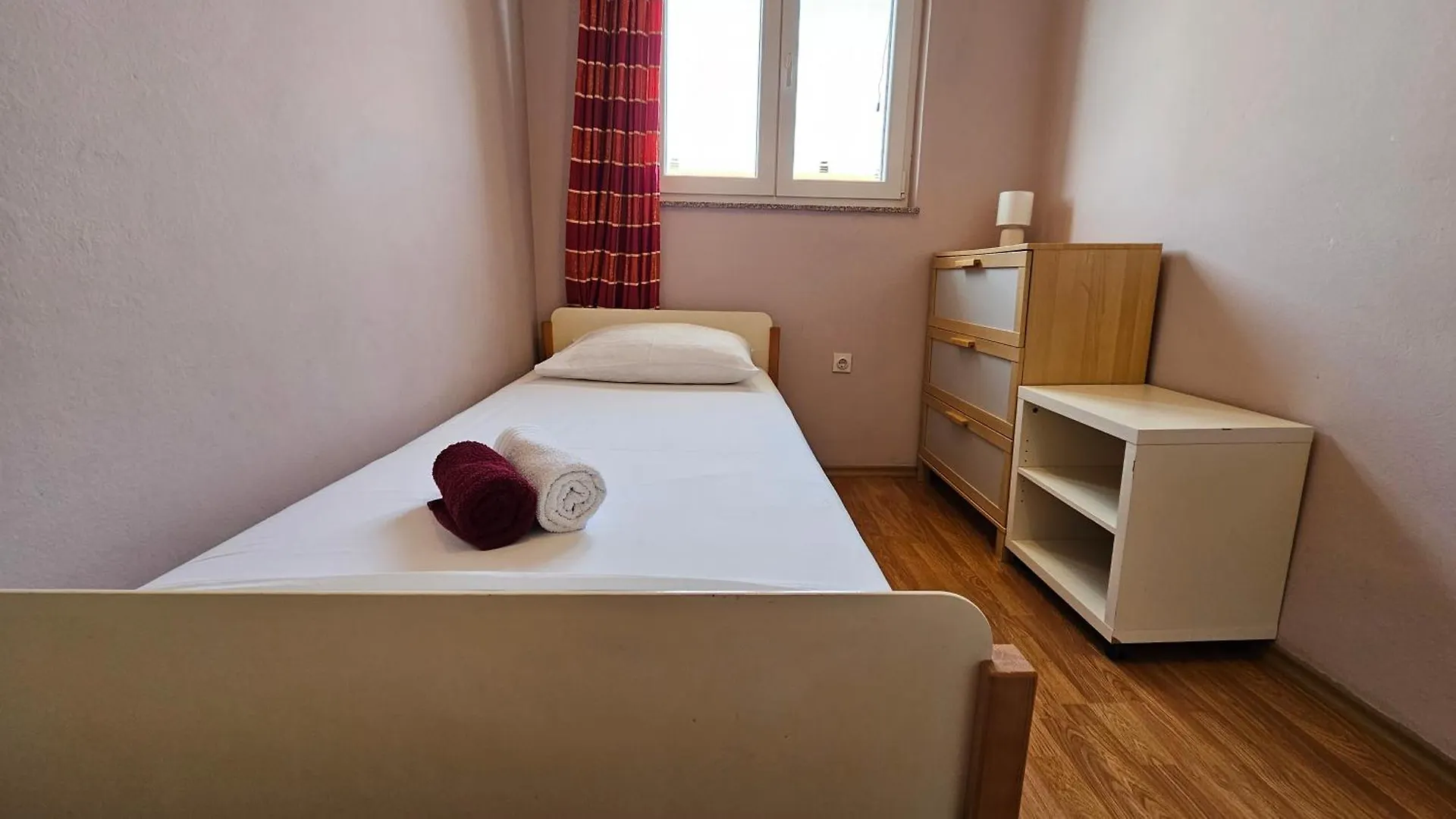 Apartment Ana B Zara 0*,  Croazia